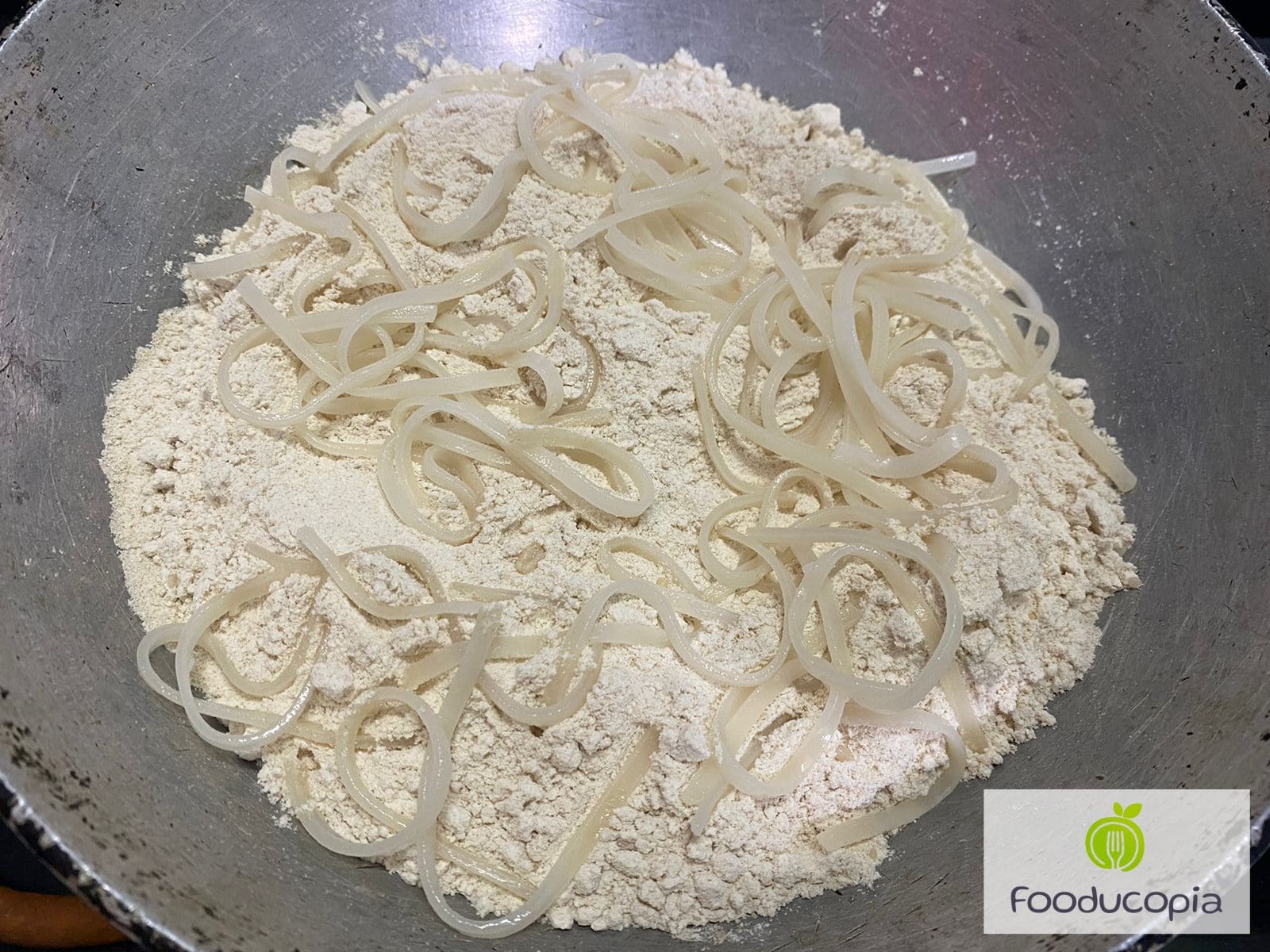 Three Ways To Make Crispy Rice Noodles Without Frying Stretch Recipes