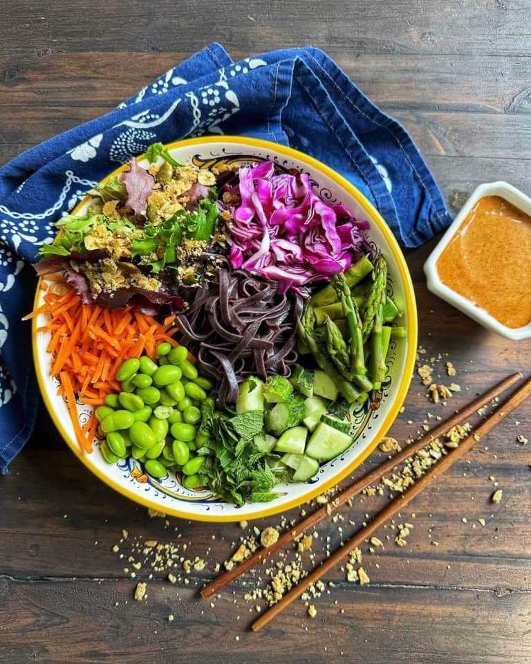 39 Awesome Rice Noodles Recipes, From Stir-Fries To Soups – Stretch Recipes