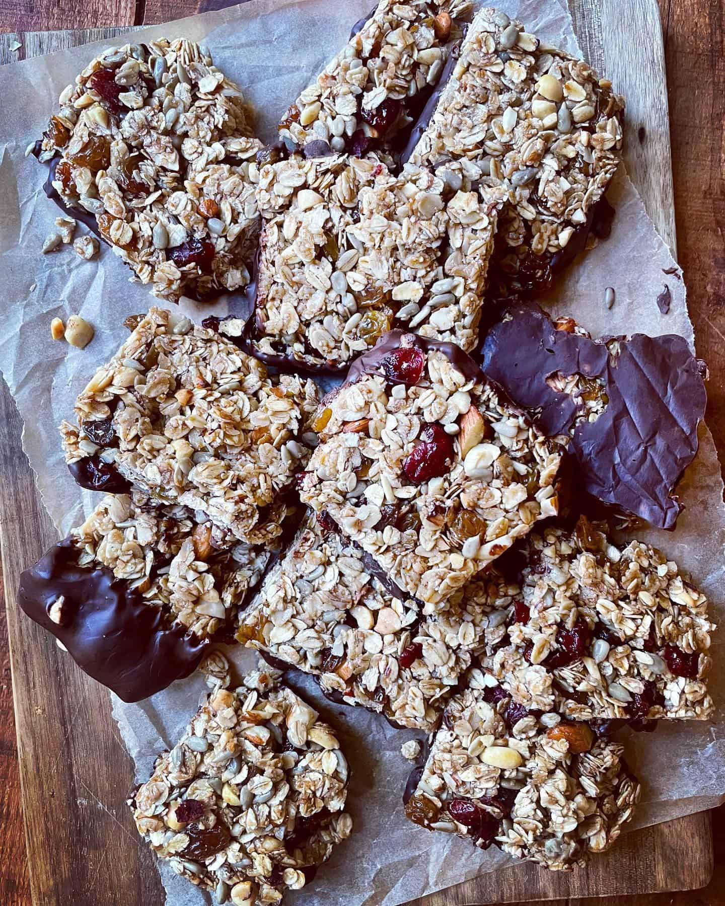 granola-bar-slices granola bar slices