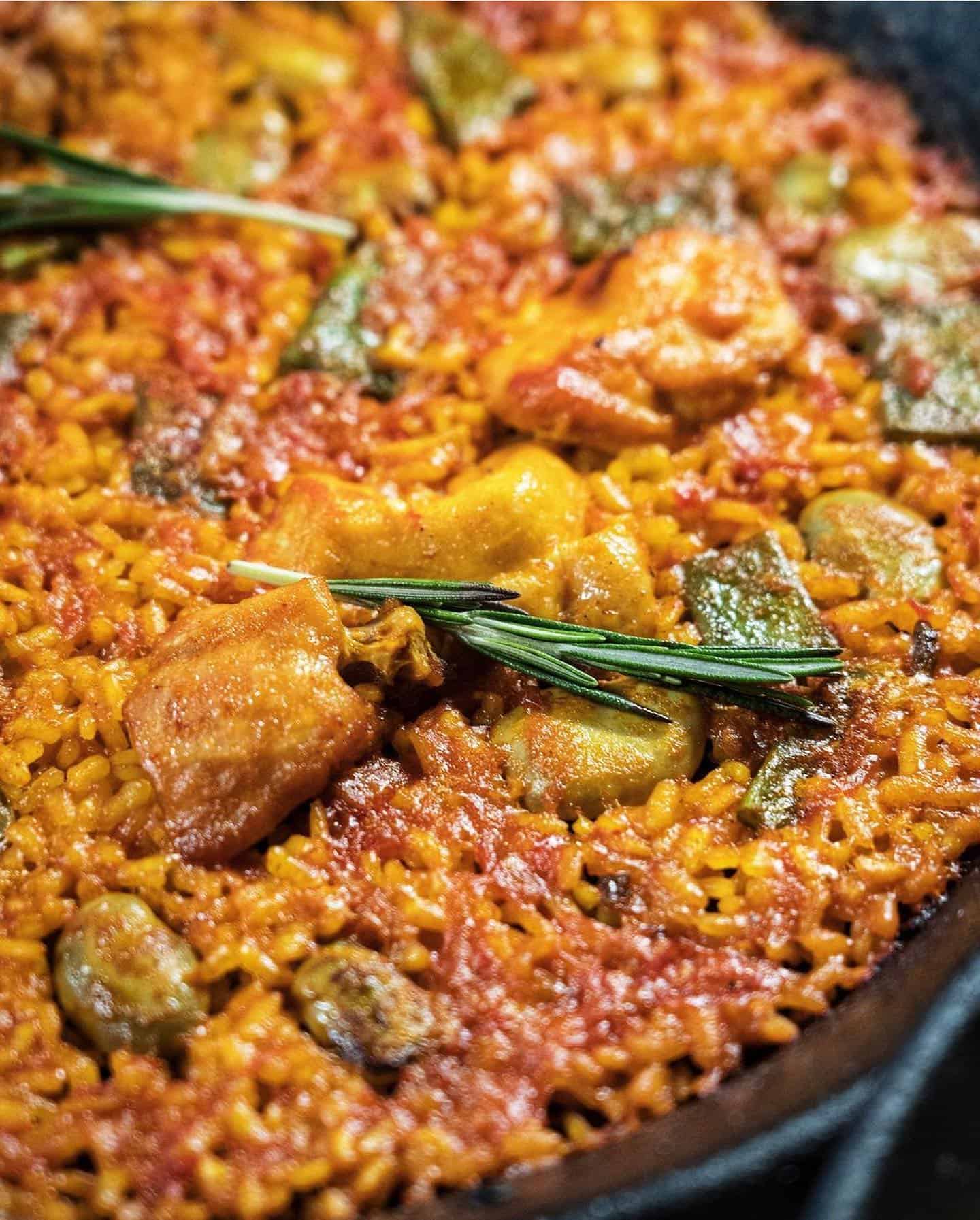 paella-valenciana paella valenciana
