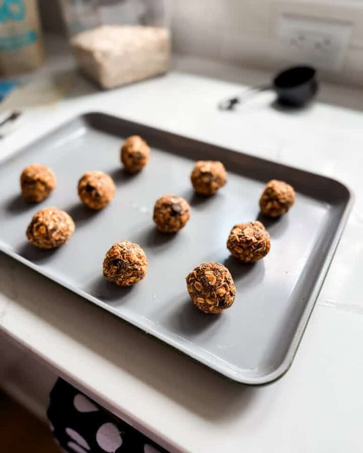 oatmeal balls for freezing