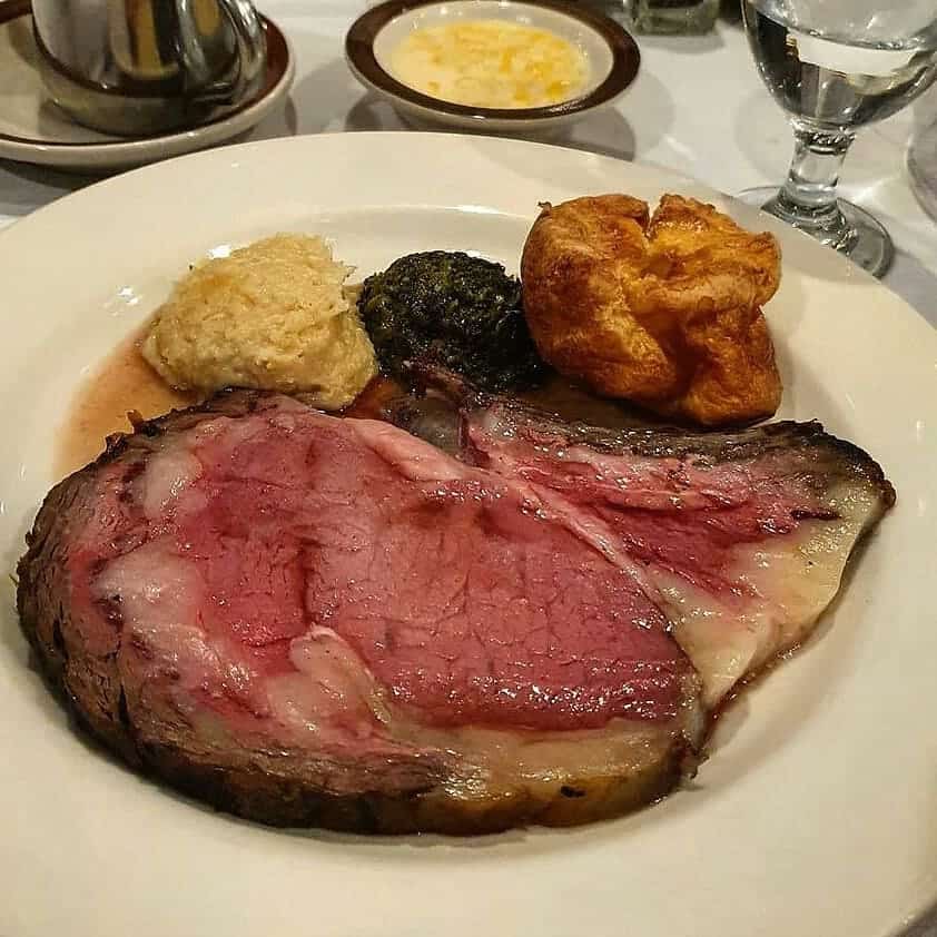 serving-prime-rib-roast a serving of prime rib roast with sides