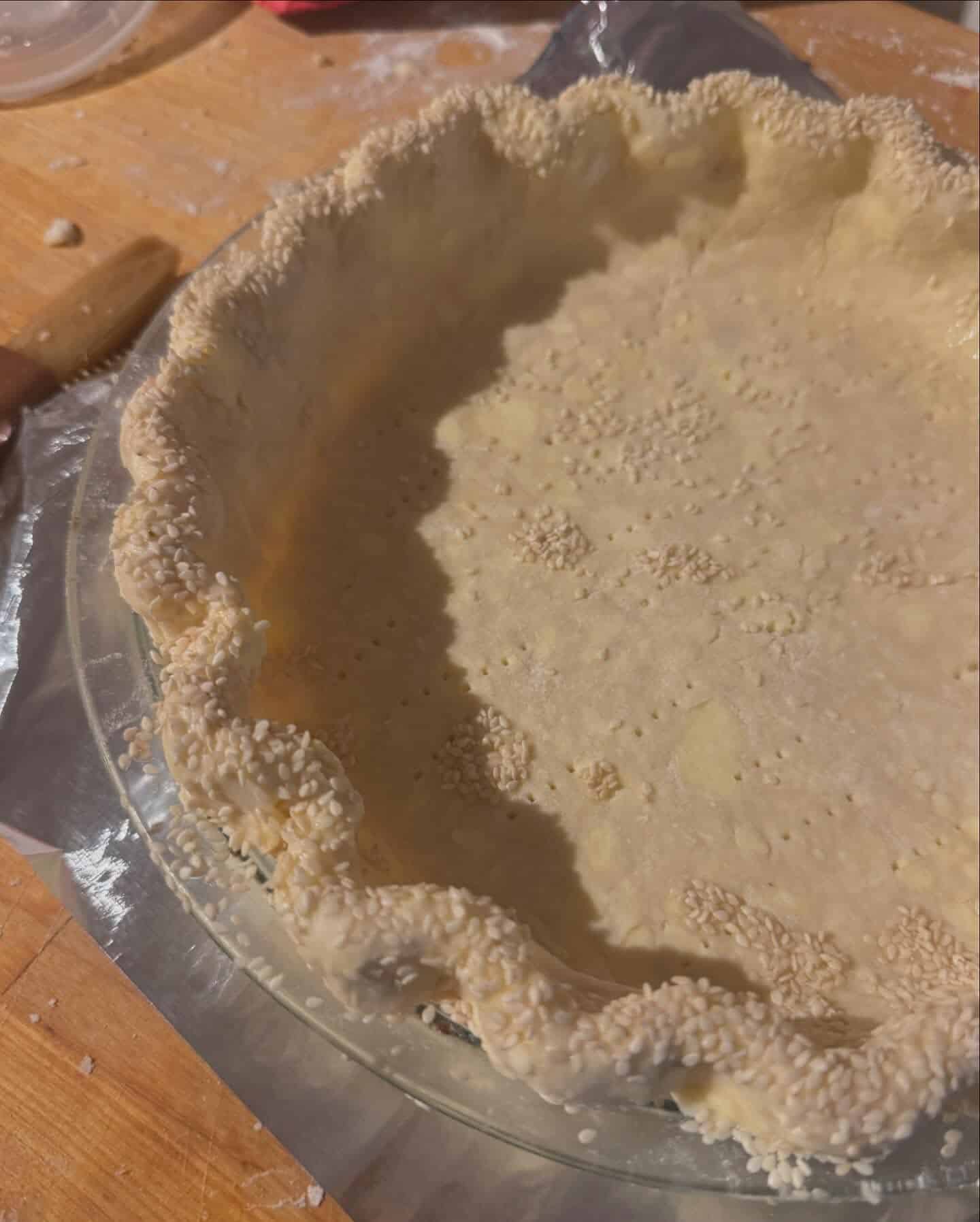 sesame-pie-crust sesame pie crust