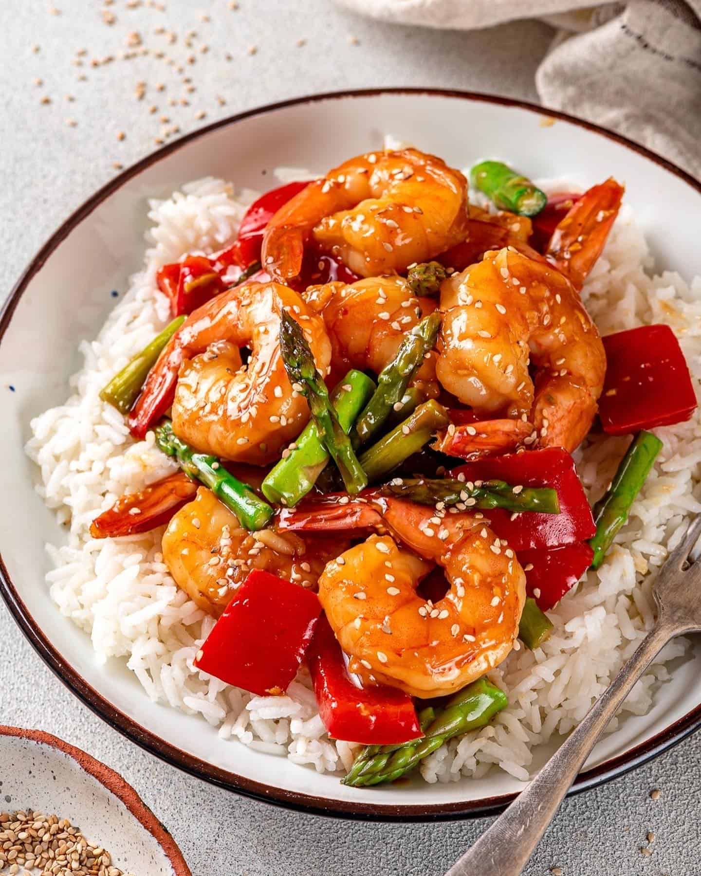 shrimp-veg-stir-fry 3. Shrimp and Veggie Stir-Fry