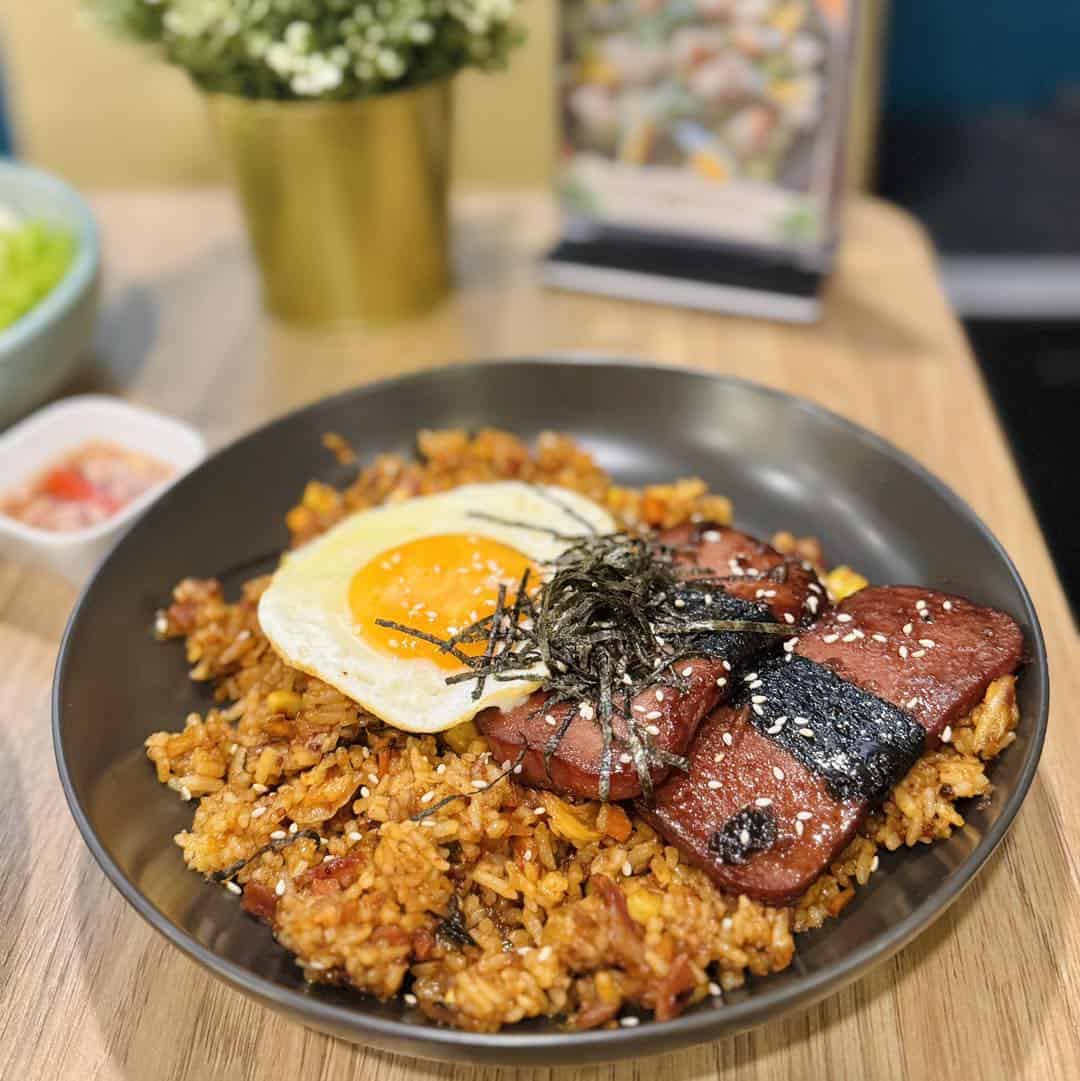 kimchi fried rice served with spam or luncheon meat