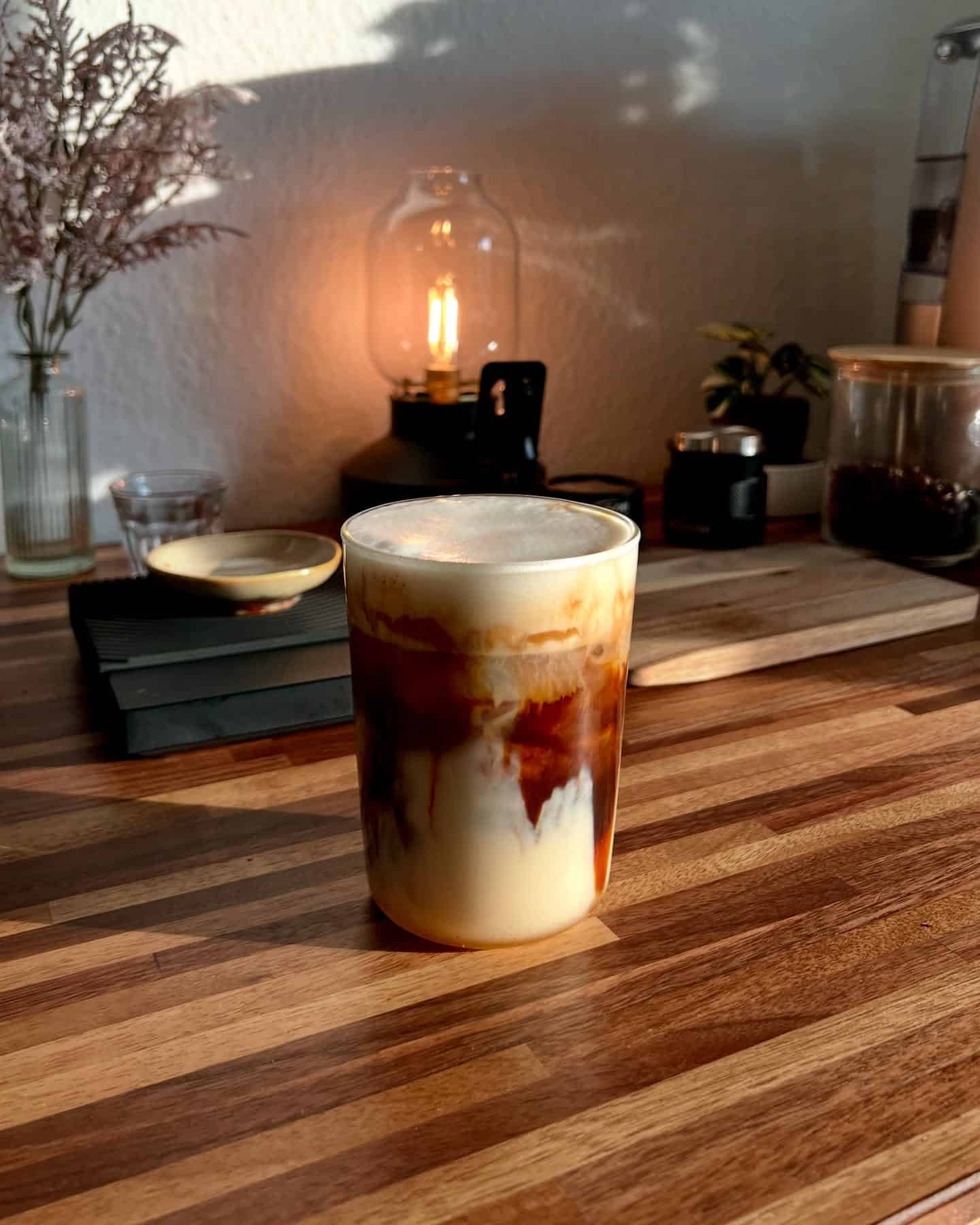 3. Blonde Iced Vanilla Latte